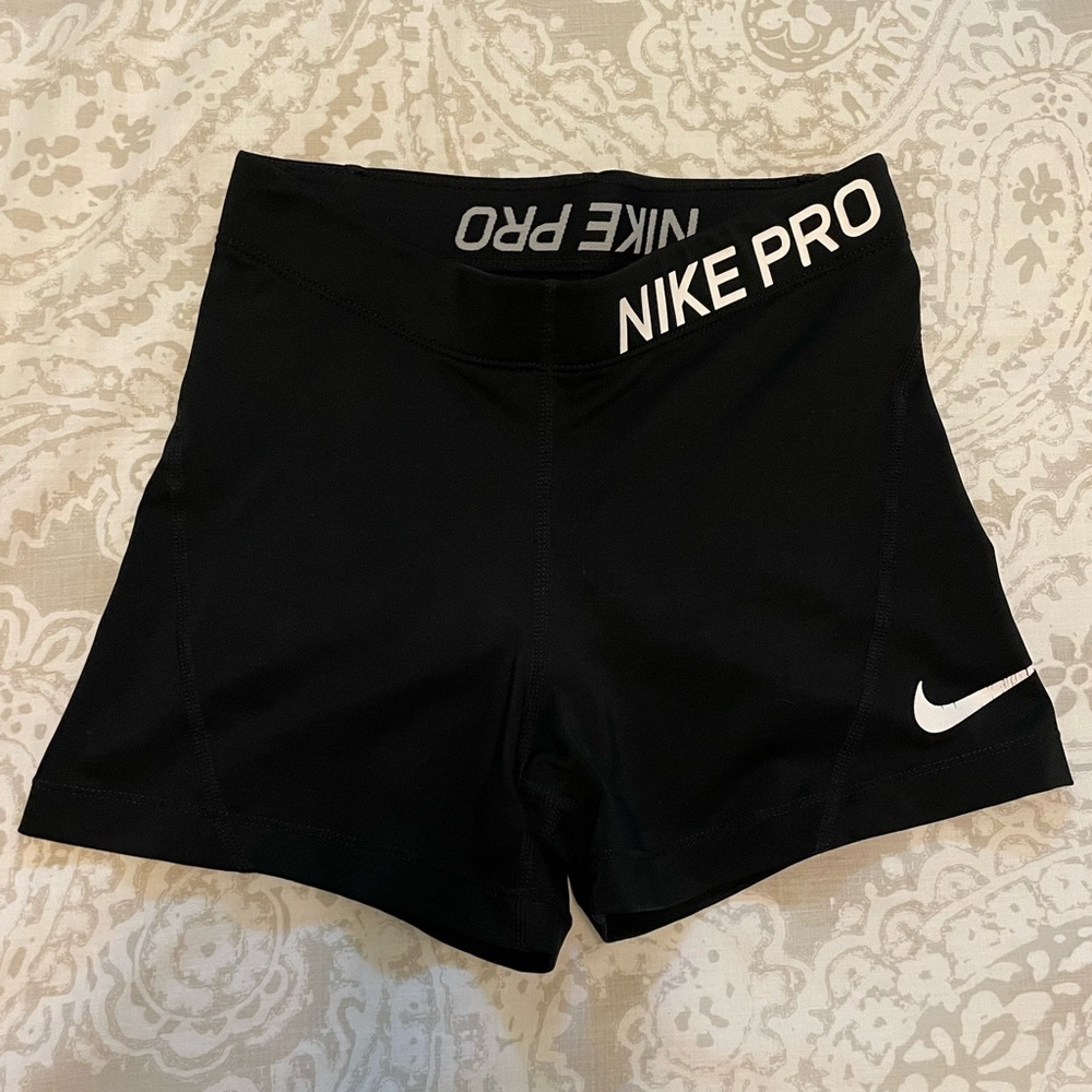 Nike Pro Women’s 3” Shorts - Size XS